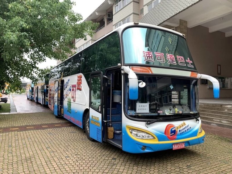 114年國中教育會考將於17、18日登場,台中市政府教育局15日公布,將提供會考專車服務,擬出動322車次,載送學生至考場應試。(台中市政府提供)中央社記者郝雪卿傳真 114年5月15日