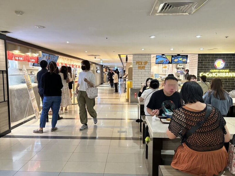 台中北區一中商圈與西區周邊，16日上午突然短暫停電，目前已全數復電，其中中友百貨也短暫受到影響，復電後正常營運。（讀者提供）中央社記者蘇木春傳真  114年5月16日