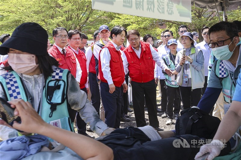 圖為總統府全社會防衛韌性委員會3月27日在台南進行首次實地演練。(中央社檔案照片)