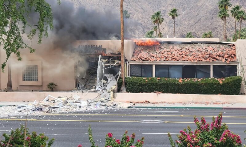 美國加州一家生殖診所外17日爆炸,造成1人死亡。(圖取自facebook.com/AmericanReproductiveCenters)
