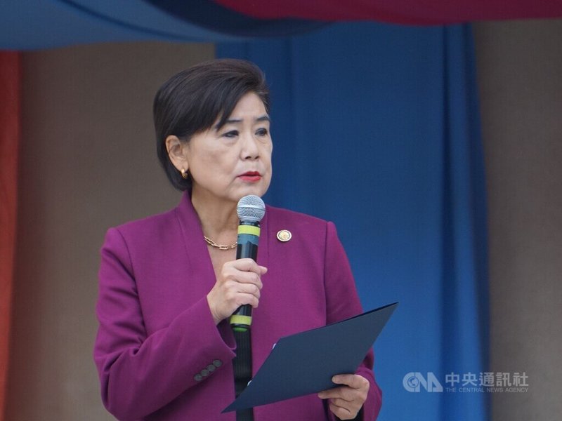 聯邦眾議員趙美心(Judy Chu)出席洛杉磯台美人傳統週園遊會,表達支持台美貿易的立場。中央社記者林宏翰洛杉磯攝 114年5月18日