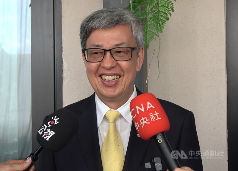 前副總統陳建仁18日代表台灣出席教宗良十四世就職典禮,他在典禮後接受中央社等媒體訪問,分享在儀式開始前與各國政要交流的情況。中央社記者黃雅詩梵蒂岡攝 114年5月19日