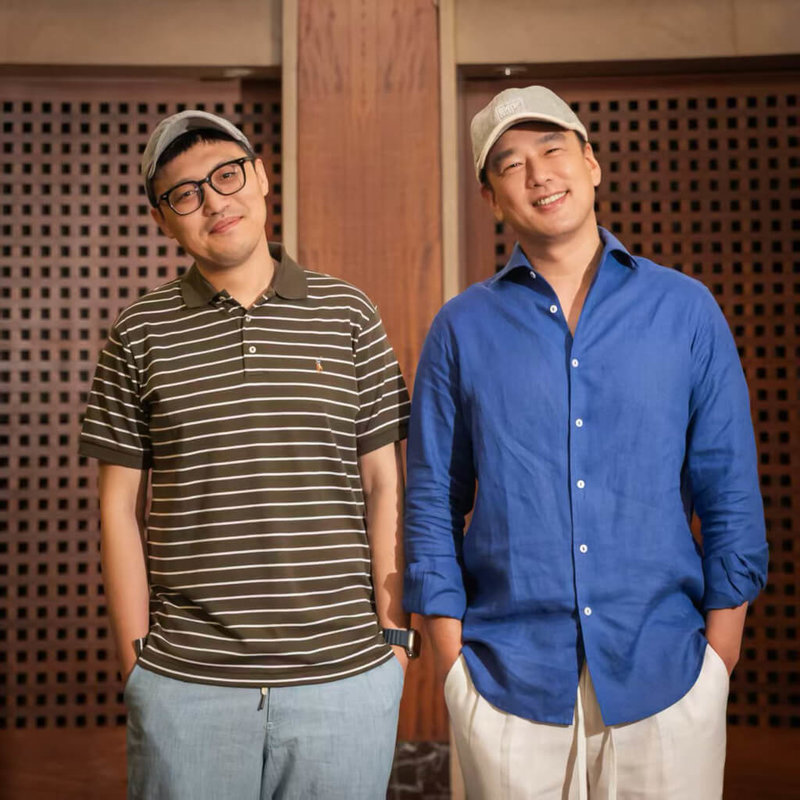 中國愛情喜劇片「『騙騙』喜歡你」在2025第16屆兩岸影展放映,導演蘇彪(左)、演員王耀慶(右)22日受訪分享拍攝點滴。(兩岸影展提供)中央社記者王心妤傳真 114年5月22日