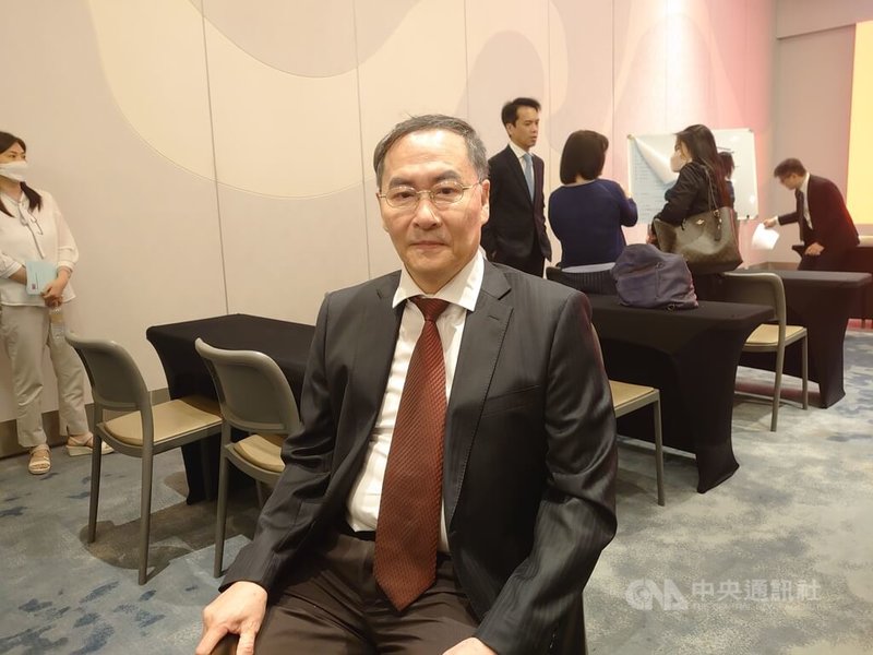 巨有22日召開股東常會,董事長賴志賢受訪說,客戶委託設計(NRE)專案接單明顯增加,今年來專案量已超過80個,已達去年全年水準,營運展望樂觀。中央社記者張建中攝 114年5月22日