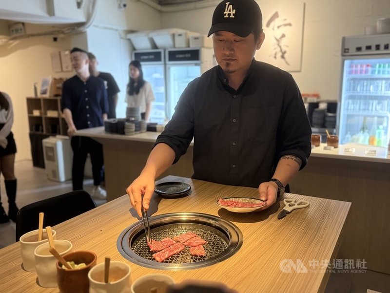 路易奇電力公司標榜肉品冷藏不冷凍,為現點現切的和牛燒肉店。中央社記者李宗憲攝 114年5月23日
