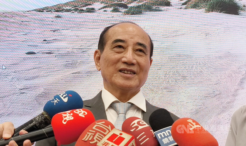 前立法院長王金平(圖)23日接受媒體聯訪表示,孫文學校總校長張亞中表態參選中國國民黨主席,他給予尊重,但他在張亞中拜會時很明確告知,如果台中市長盧秀燕要選,他會支持盧秀燕。中央社記者趙麗妍攝 114年5月23日