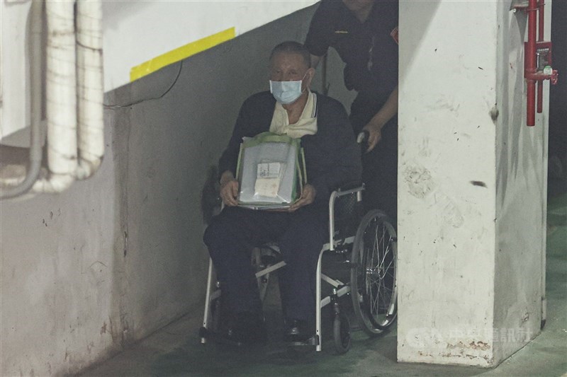 沈慶京再次戒護就醫。(中央社檔案照片)