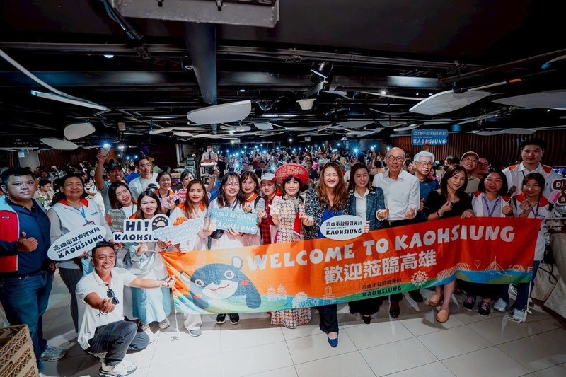 高雄市觀光局拓展國際市場,近期頻吸引東南亞踩線團到訪。觀光局也與業者組成高雄國際觀光隊,赴馬來西亞等地辦理推介會。(高雄市觀光局提供)中央社記者蔡孟妤傳真 114年5月25日