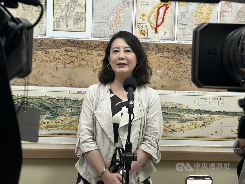 輝達(NVIDIA)執行長黃仁勳日前表示,期盼台灣政府能提供更多能源,尤其台灣絕對應該投資核能。民進黨立法院黨團幹事長吳思瑤(圖)今天說,能源供電無虞是政府的責任,也提醒在野黨,撥補台電新台幣1000億元攸關電網韌性強化,讓民生及產業供電無虞,應予以支持。中央社記者林敬殷攝 114年5月26日