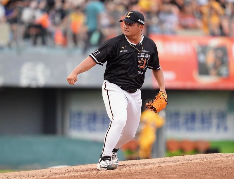 中華職棒統一7-ELEVEn獅隊投手胡智爲（圖）25日登板投2.2局挨2轟吞敗。總教練林岳平表示，胡智爲的角色一樣，還是會擔任長中繼，雖然結果不是這麼好，但狀況是不錯的。圖為25日出賽畫面。（統一獅隊提供）中央社記者謝靜雯傳真  114年5月27日