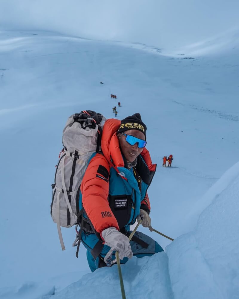 55歲尼泊爾登山家卡米．瑞塔。（圖取自instagram.com/kamiritasherpa）