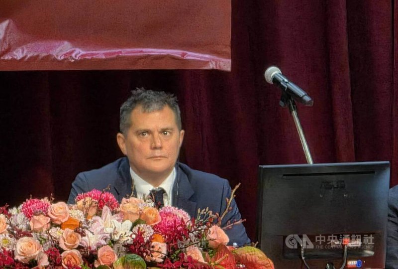 裕民27日舉行股東常會,董事長徐旭東感冒請假缺席,由副董事長徐國安(圖)首度「代父」主持。中央社記者江明晏攝 114年5月27日