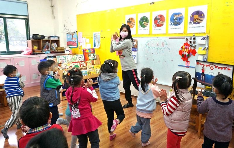 教育部27日發布新聞稿指出,公立幼兒園提供延長照顧服務,113學年度第2學期開辦率達到95.35%。(教育部提供)中央社記者陳至中台北傳真 114年5月27日