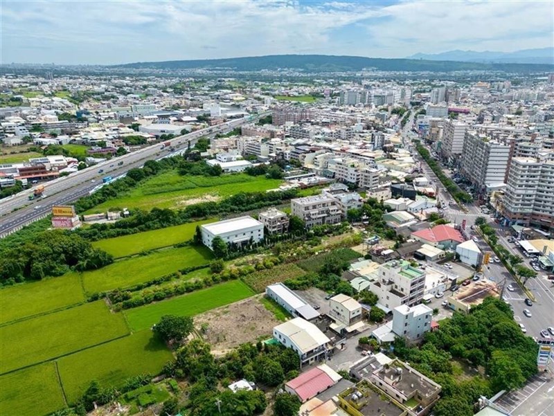 圖為彰化交流道特定區空拍畫面。(彰化縣政府提供)