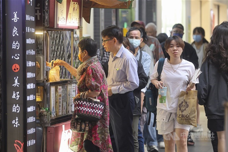 主計總處公布經濟預測,針對今年消費者物價上漲率(CPI)也下修至1.88%,為近5年最低水準。(中央社檔案照片)