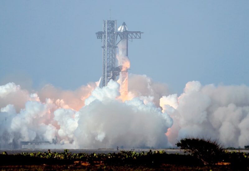 科技大亨馬斯克的SpaceX巨型火箭「星艦」27日升空。(路透社)