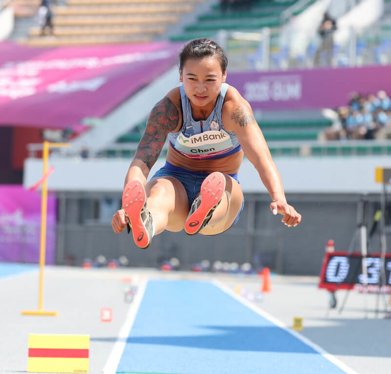 2025亞洲田徑錦標賽在韓國持續展開,台灣女子7項全能好手陳彩娟(圖)30日以總分5608成功摘銅。圖為陳彩娟在跳遠項目出賽。(中華民國田徑協會提供)中央社記者黎建忠傳真 114年5月30日