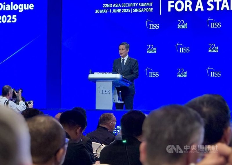 香格里拉對話新加坡舉行,新加坡國防部長陳振聲1日發表談話並參與座談。中央社記者吳昇鴻新加坡攝 114年6月1日