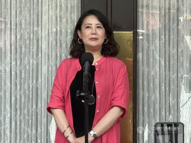針對綠營幕僚共諜案，民進黨立法院黨團幹事長吳思瑤3日表示，希望在野不要擋國安法案修法，做一些有利國家的事情，對於共諜要事前防範、事後重罰。中央社記者林敬殷攝  114年6月3日