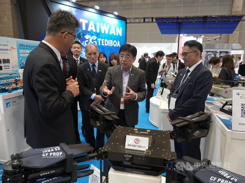 工研院參加日本國際無人機展(Japan Drone),展示包括長航時燃料電池無人機、物流無人機、AI無人機隊系統等6大技術,期望開啟台日產業合作。圖中為工研院院長劉文雄。中央社記者楊明珠千葉攝 114年6月4日