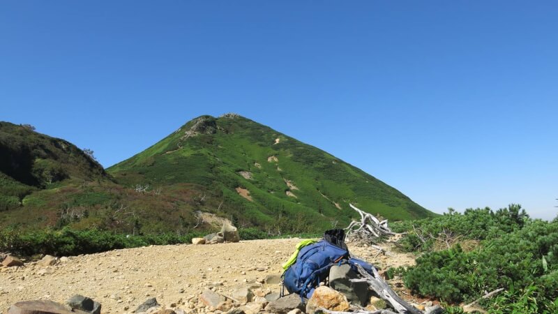 圖為日本福島縣檜枝岐村的燧岳。(圖取自福島縣觀光物產交流協會官方網頁tif.ne.jp/)
