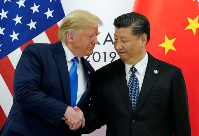 美國總統川普(左)與中國國家主席習近平(右)在2019年G20峰會上會面。(路透社)