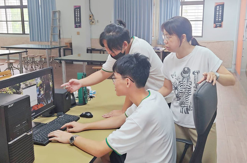 高雄高工圖文傳播科學生創意短片「一杯的代價」，全片以交通安全為核心，發揮創意與想像力拍攝，強調酒駕害人害己，獲114年高雄市教育局交通安全教育宣導學藝競賽特優。（高雄高工提供）中央社記者林巧璉傳真  114年6月5日