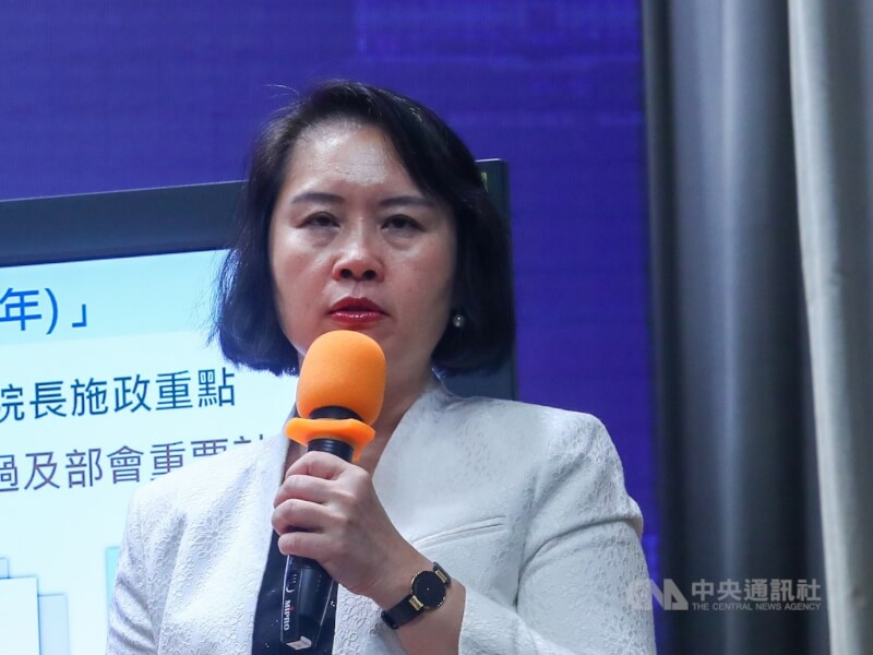 國安會5日表示,新上任的國安會秘書處長張惠娟(圖)歷練完整且符合國安會當前業務需求,國安會考量其專長與歷練,同時依照相關人事法規,借重張惠娟擔任處長一職。(中央社檔案照片)