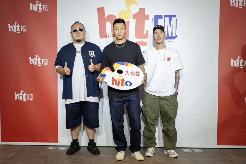 嘻哈組合頑童MJ116(圖)擔任Hit Fm聯播網7月hito大台柱,團員6日一同出席記者會受訪時,透露已開始備戰7月台北小巨蛋演唱會。(Hit Fm聯播網提供)中央社記者王心妤傳真 114年6月6日