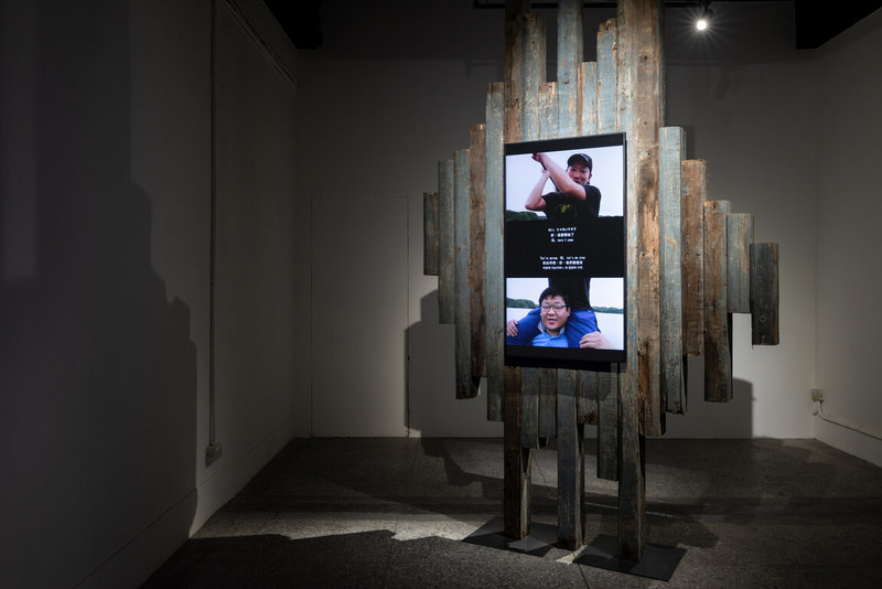C-LAB年度大展「Sounds of Babel-如果我們的語言是……」7日起展出,展品包含日本藝術家加藤翼作品「他們不理解彼此」,探討南韓與日本長期圍繞對馬島的主權爭議。(台灣當代文化實驗場提供)中央社記者王寶兒傳真 114年6月7日