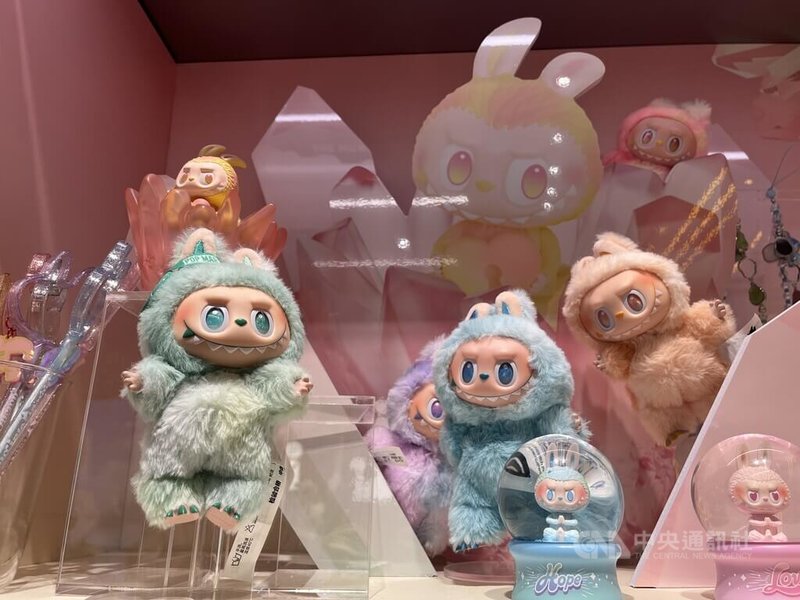 泡泡瑪特IP角色Labubu暢銷,構成市場供不應求盛況。中央社記者李雅雯上海攝 114年6月10日