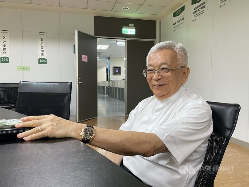 和大董事長沈國榮10日受訪表示,和大會加快投資美國速度,強攻半導體封測設備,目標2027年出貨量上千台。 中央社記者鍾榮峰攝 114年6月10日