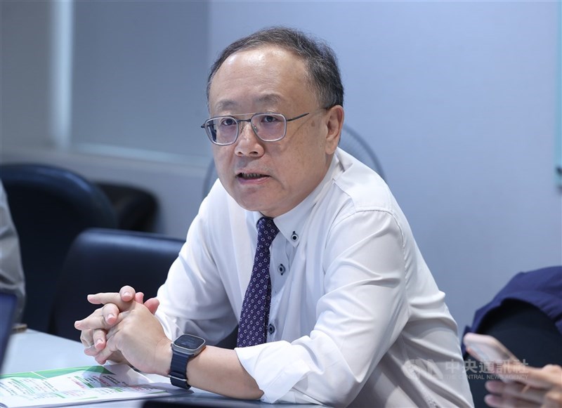 行政院政務委員史哲(圖)將出任高鐵董事長,高鐵企業工會10日表示,希望新任董事長能體察員工需求,與工會保持良好溝通。(中央社檔案照片)