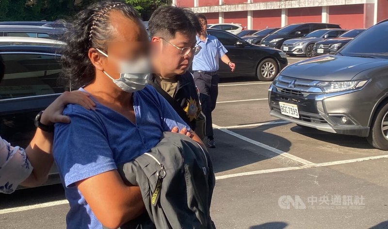 新北市刑警大隊10日指出,循線查獲某科技行銷公司隱身在台北商辦大樓,涉嫌操作投資詐騙粉專、假廣告,誘騙民眾落入詐欺集團陷阱,共逮獲6名嫌犯送辦。中央社記者黃旭昇新北市攝 114年6月10日