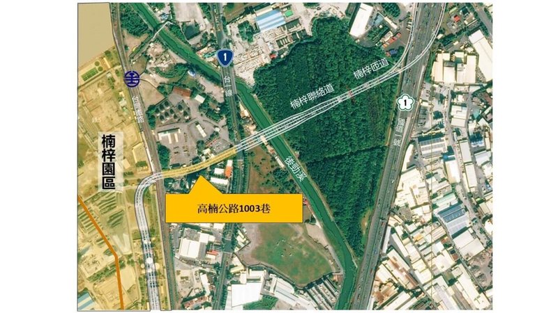高雄市工務局規劃於楠梓產業園區東側新設聯絡道,為使聯絡道施工時高楠公路1003巷能維持通行不間斷,將先進行便道工程。(高雄市工務局提供)中央社記者蔡孟妤傳真 114年6月10日