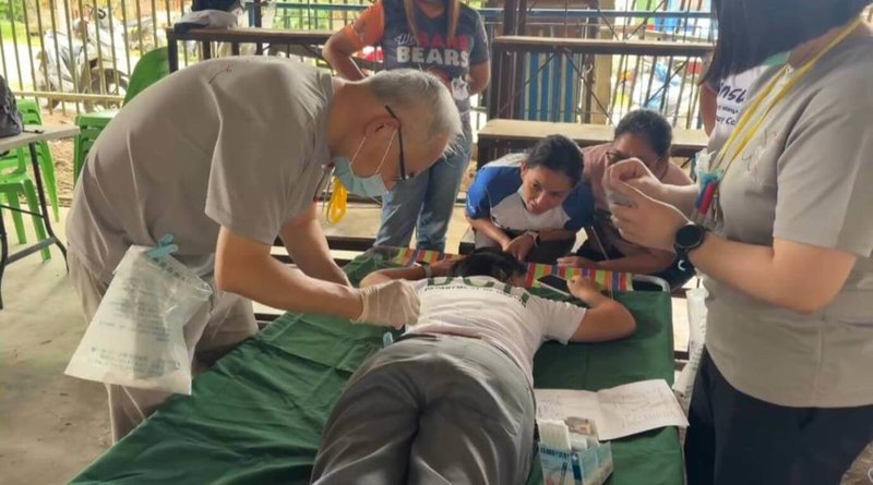 嘉義基督教醫院團隊4日至10日於菲律賓東內格羅省偏鄉醫療服務，除了看診，並完成多例外科及急診手術。（嘉基醫院團隊提供）中央社記者林行健馬尼拉傳真  114年6月10日