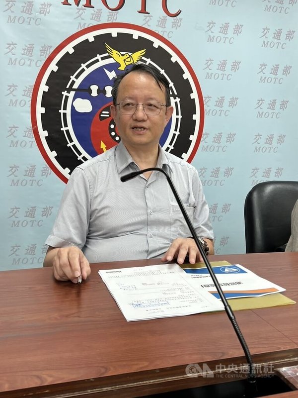 為協助港區巡查人員進行維護管理,交通部運研所副所長王穆衡10日表示,自民國110年起與台大合作應用無人機研發港區影像智慧監測技術,可快速針對人員不易巡查區域詳實記錄影像。中央社記者黃巧雯攝 114年6月10日