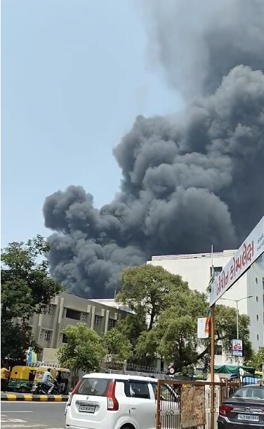 12日印度航空一架客機起飛不久後,墜毀西部城市阿默達巴德的機場。(安納杜魯新聞社)