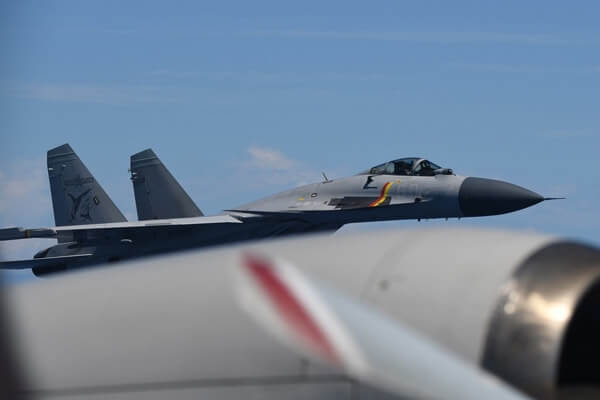 日本防衛省表示,中國戰鬥機8日異常接近海上自衛隊的巡邏機。(圖取自日本防衛省網頁mod.go.jp)