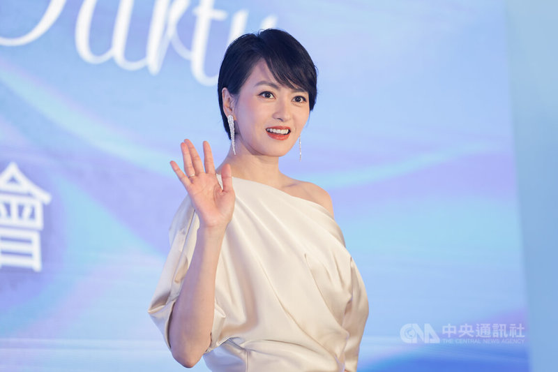 香港藝人梁詠琪（圖）15日在台北出席醫美代言活動，分享保養祕訣。中央社記者裴禛攝  114年6月15日