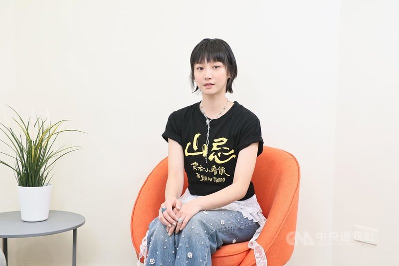 香港演員袁澧林(圖)近期接受中央社記者專訪,透露從小就是歌手盧廣仲的粉絲,若有合作機會,零片酬她也願意。中央社記者王心妤攝 114年6月17日