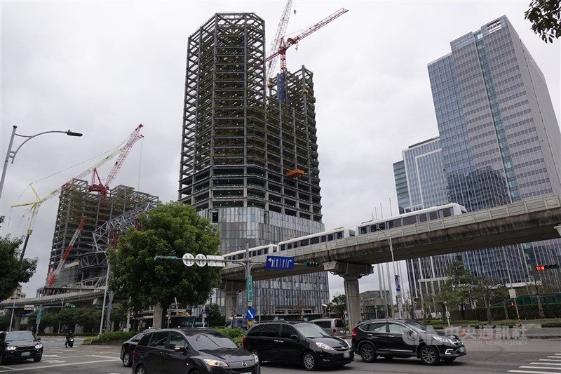 圖為民間參與公共建設商機看旺。 (中央社檔案照片)