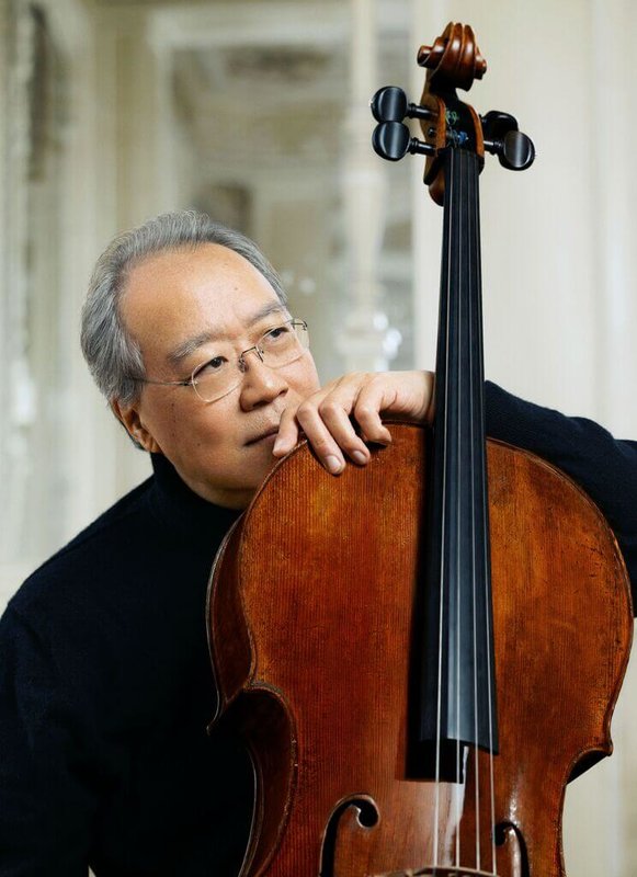 大提琴家馬友友(Yo-Yo Ma)(圖)今年9月將在台北國家音樂廳舉行獨奏會,帶來巴赫無伴奏大提琴組曲選曲。(牛耳藝術提供) 中央社記者趙靜瑜傳真 114年6月17日