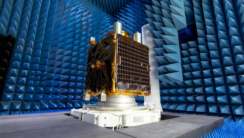 國家太空中心表示,福衛八號星系是由6顆高解析度、2顆超高解析度光學遙測衛星所組成。(總統府提供)