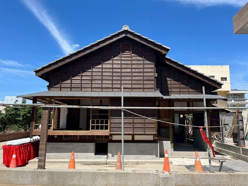 為保存珍貴歷史資產,雲林縣政府斥資進行歷史建築二崙分駐所眷舍修復工程,自2023年12月動工,預計7月底完工。(雲林縣文觀處提供)中央社記者蔡智明傳真 114年6月19日