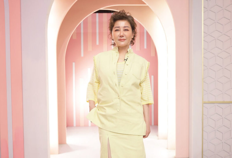 藝人藍心湄(圖)主持節目「女人我最大」23年,期間她從未缺席每週一次的主持會議。(TVBS提供)中央社記者洪素津傳真 114年6月19日