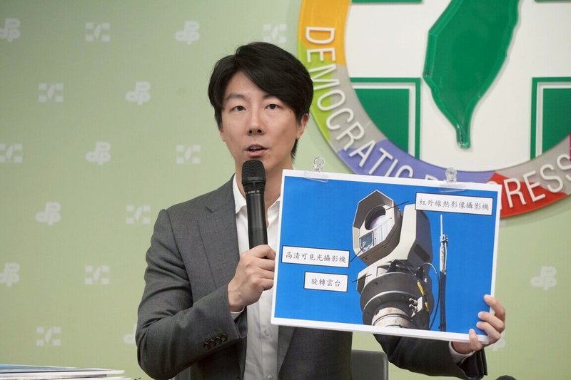 民進黨發言人吳崢19日召開記者會表示,下週立法院將審議行政院所提強化國土安全韌性特別條例草案,他呼籲藍白勿再阻擋預算。(民進黨提供)中央社記者溫貴香傳真 114年6月19日
