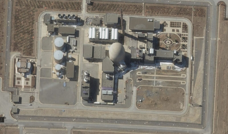 3月20日的空拍影像捕捉到伊朗阿拉克村重水反應爐。(Planet Labs PBC via 美聯社)