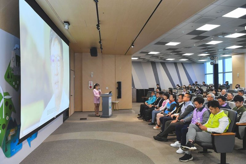 新竹縣政府20日說明因應淨零轉型與永續治理,將辦理溫室氣體管理輔導計畫,對縣內有碳盤查需求企業提供溫室氣體診斷、盤查及查證等輔導,助業者建立碳排數據系統以利企業發展。(新竹縣政府提供)中央社記者郭宣彣傳真 114年6月20日