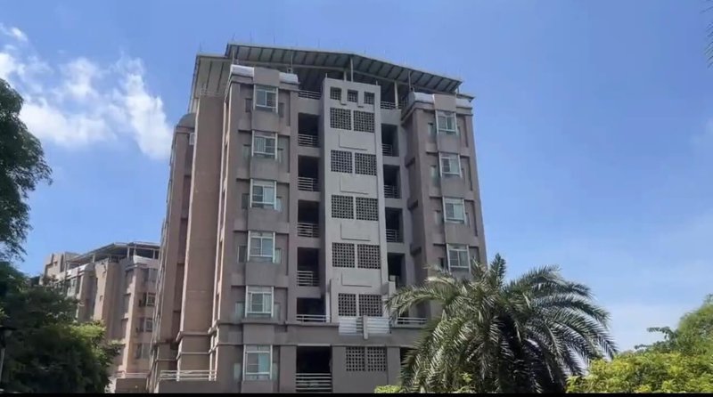 高雄樹德科技大學校內第一宿(男生宿舍)整修後將變成日月光員工宿舍,消息一出引發學生、家長不滿。校方20日回應,溝通不足深感抱歉,目前正全力與學生溝通說明,並已採取多項具體措施,務求保障學生的住宿權益。(樹科大提供)中央社記者林巧璉傳真 114年6月20日